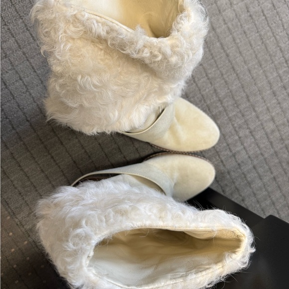 Moncler suede Boots Size 40 EUC - Picture 4 of 7